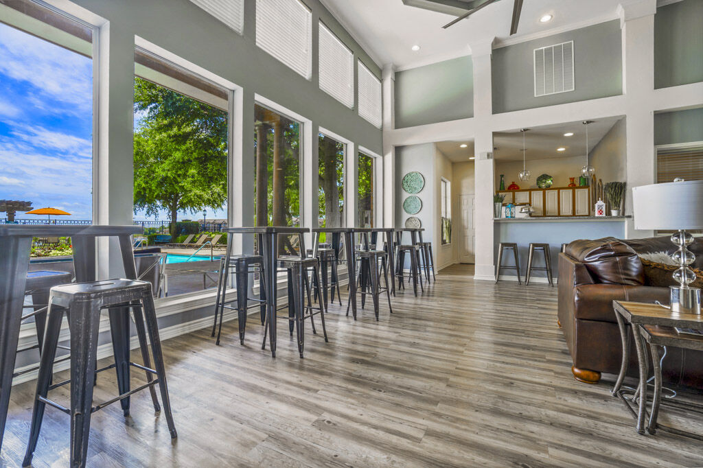 Blue Lake Villas II Image 24