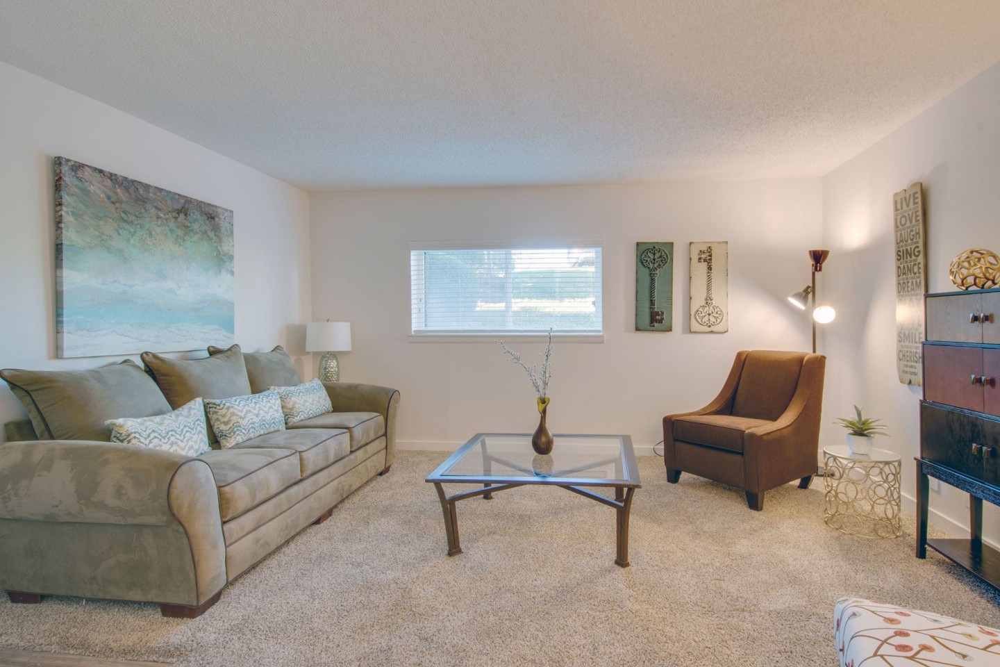 Nob Hill Apartments Image 18