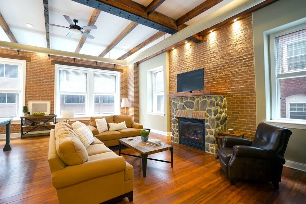 13 Chestnut Lofts Image 3