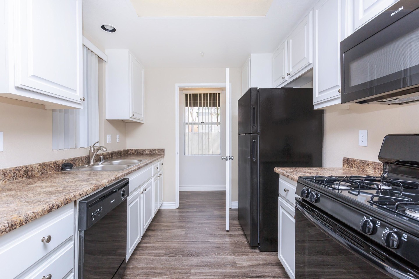 Villas Antonio Apartment Homes Image 36