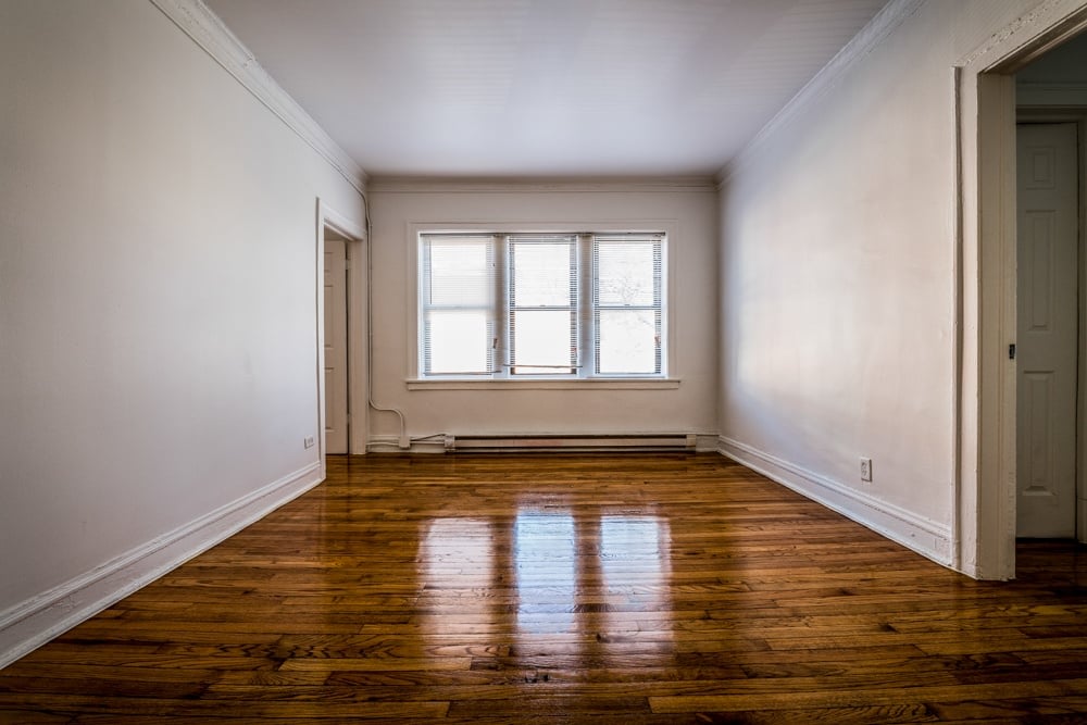 8000 S Ellis Ave Image 14