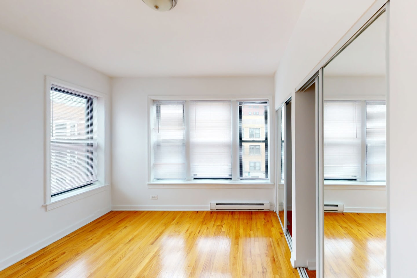 Kenwood Court Image 4