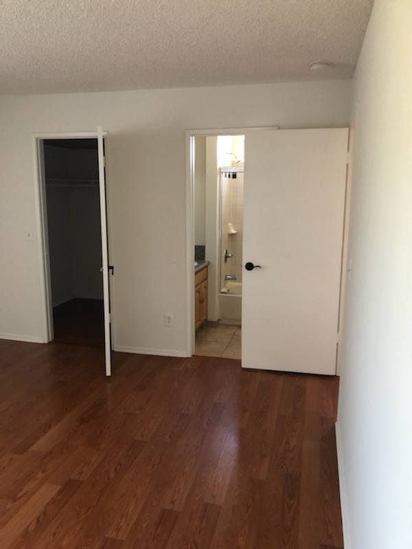 1131 E Wilson Image 8
