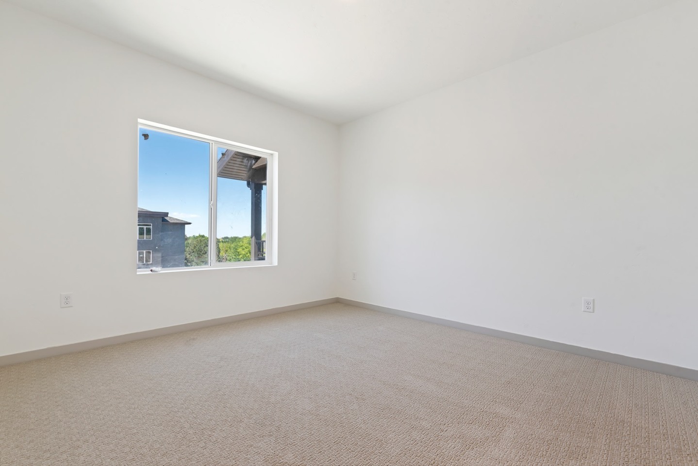 The Station Apartments at Gateway Image 9