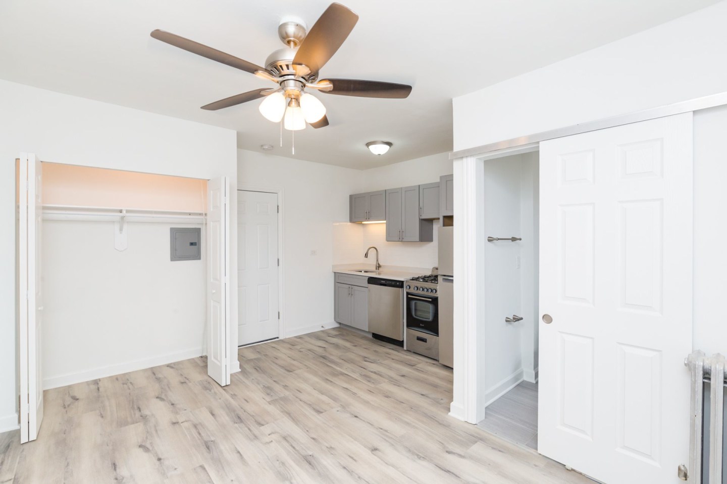 5710 Winthrop Ave Image 2