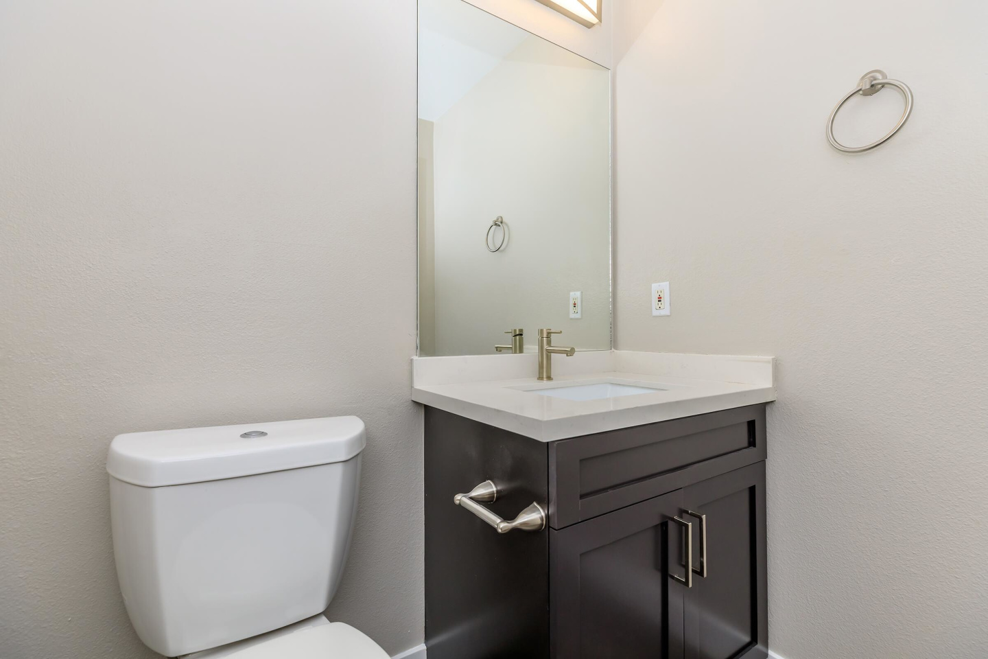 Bellecour Way Apartment Homes Image 39