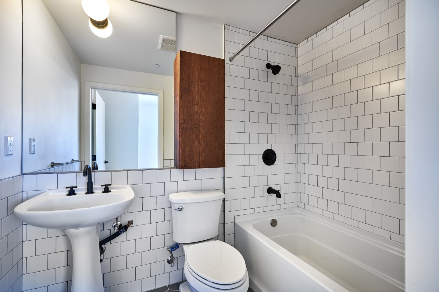 2600 S Catalina Street - Co-Living Image 33