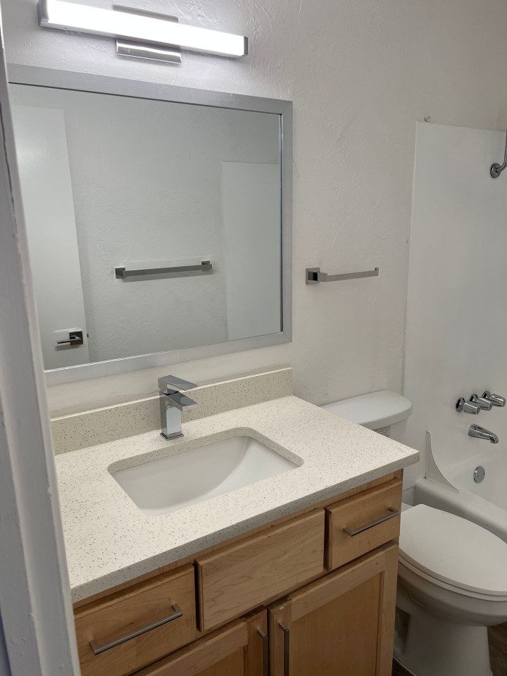 Tradewinds Apartments Image 33