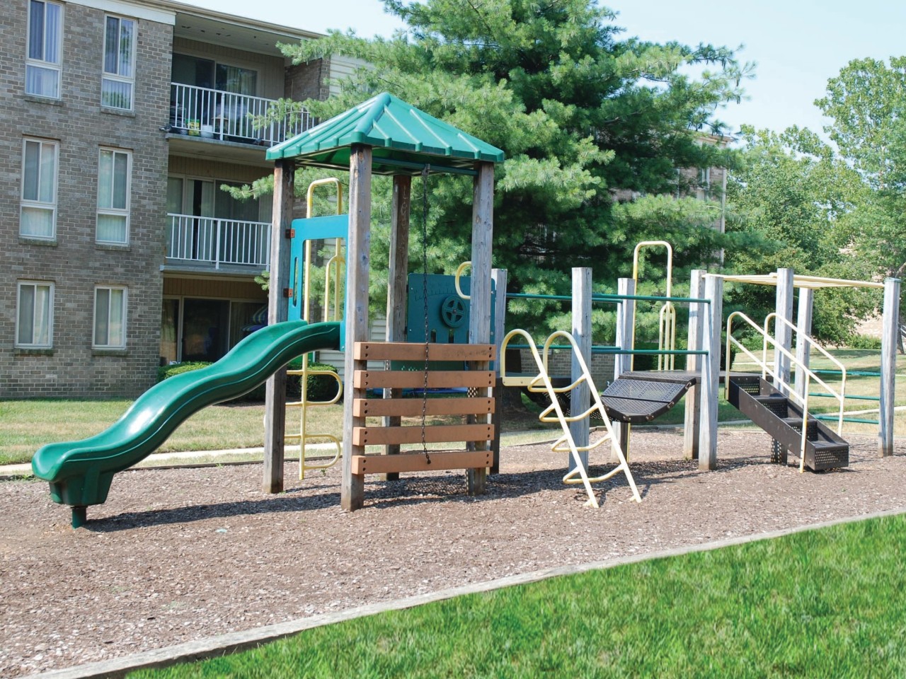 The Apartments at Elmwood Terrace Image 26