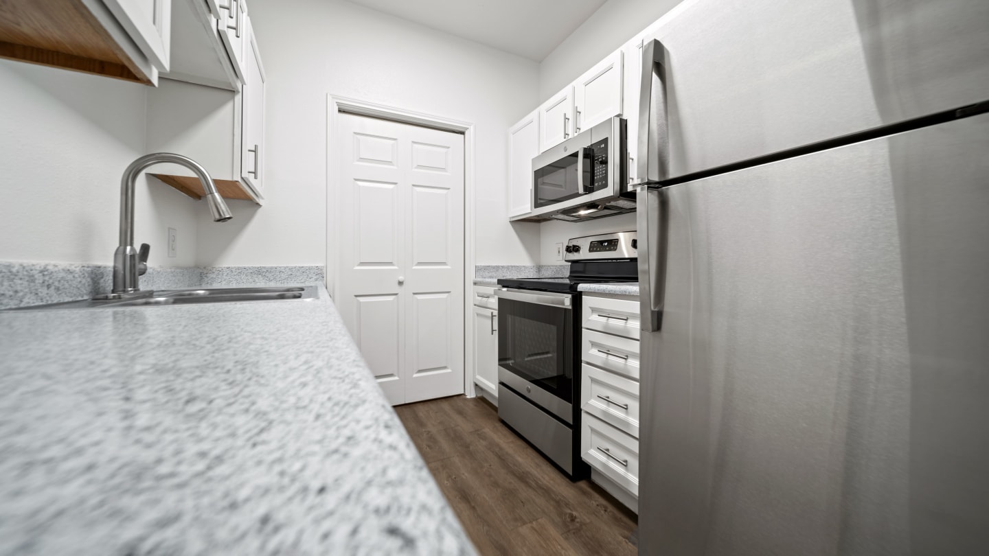 Cotton Crossing Apartment Homes Image 8