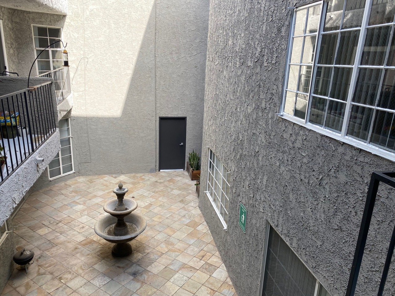 Bloom Beverly Hills Image 8