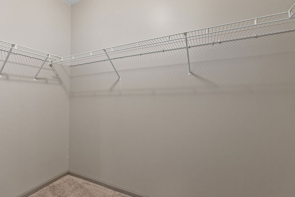 Marble Cliff Commons Image 73