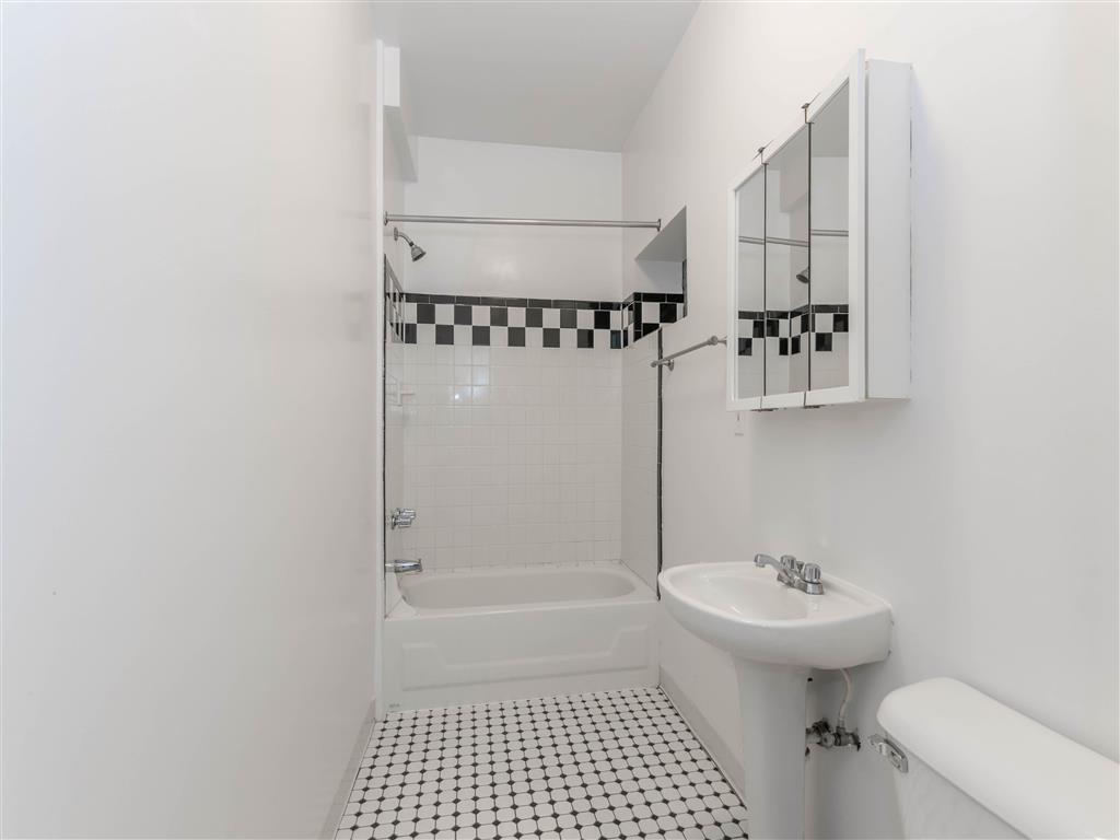 Ashland Manor Image 21
