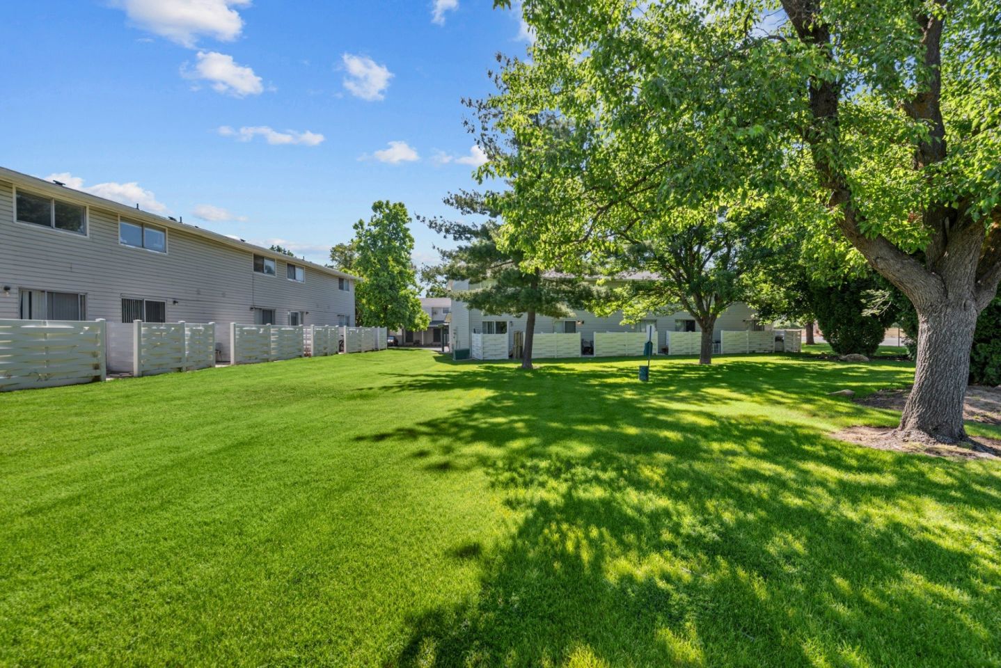 Sugar Pine Townhomes Apartments Image 31