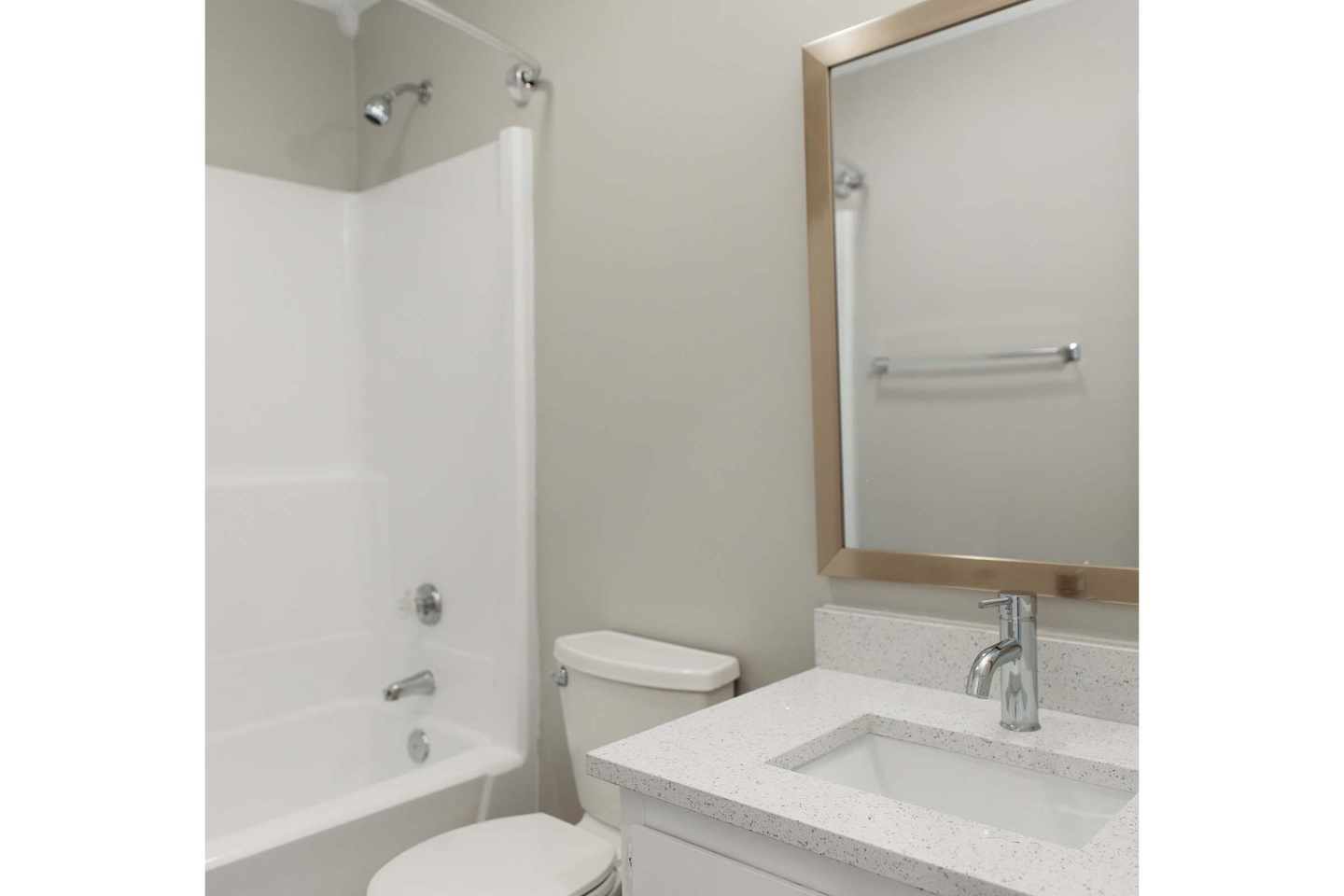 Summerfield Apartments Image 18