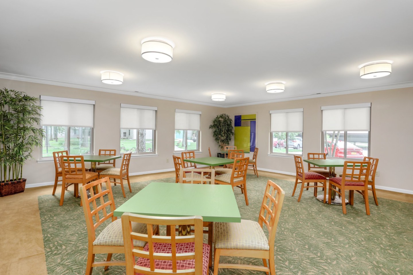 Farmington Oaks Image 24