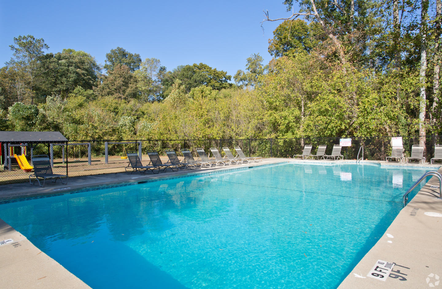 Woodland Falls Apartments Image 14