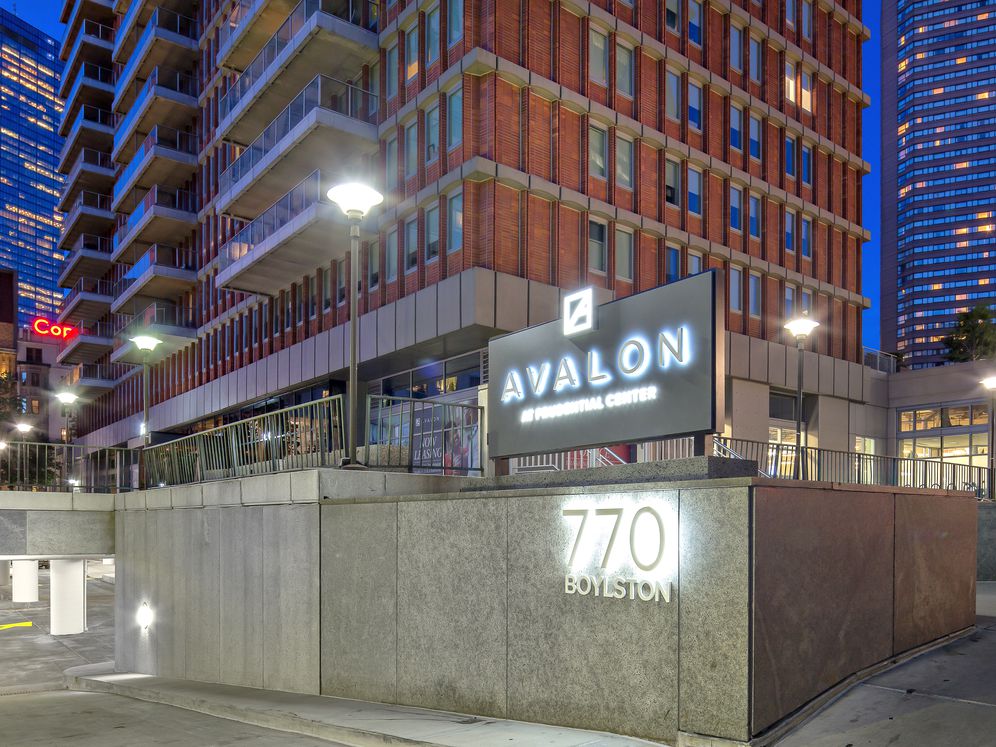 Avalon at Prudential Center Image 41