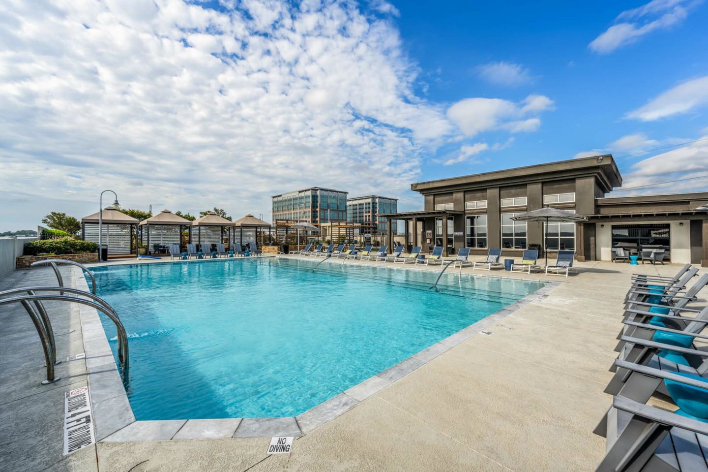 Peninsula at Buckhead Image 5