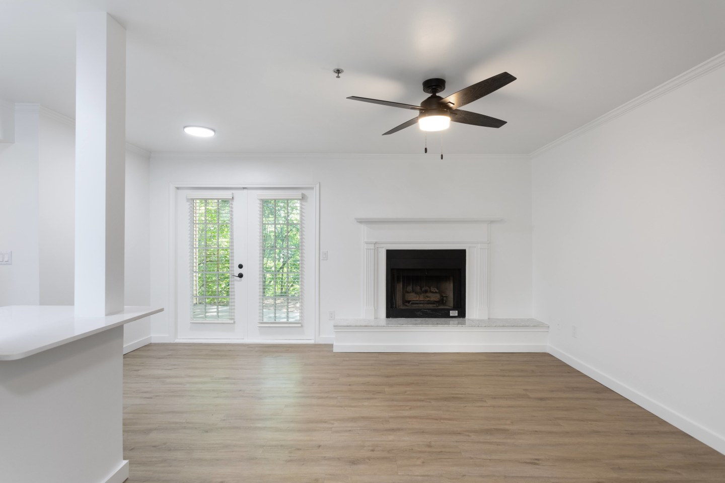 Brentwood Oaks Image 14