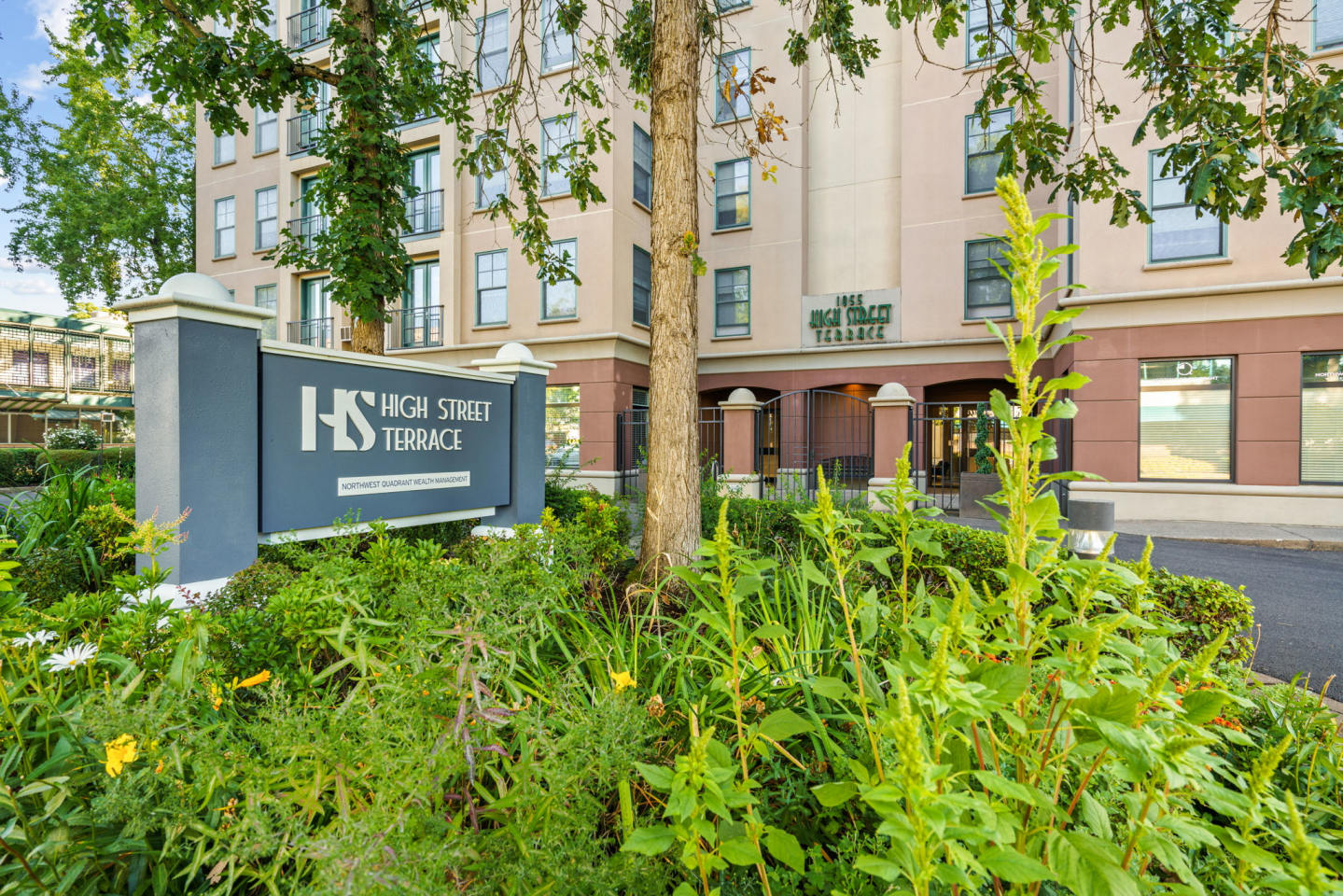 High Street Terrace Image 41