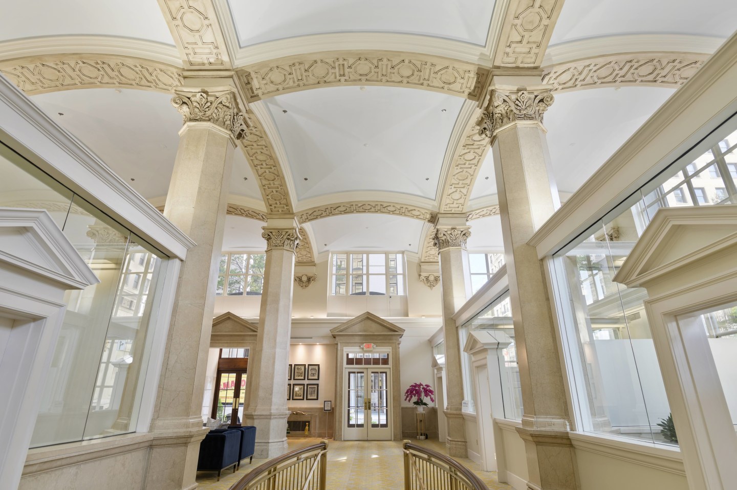 First National Apartments Image 15