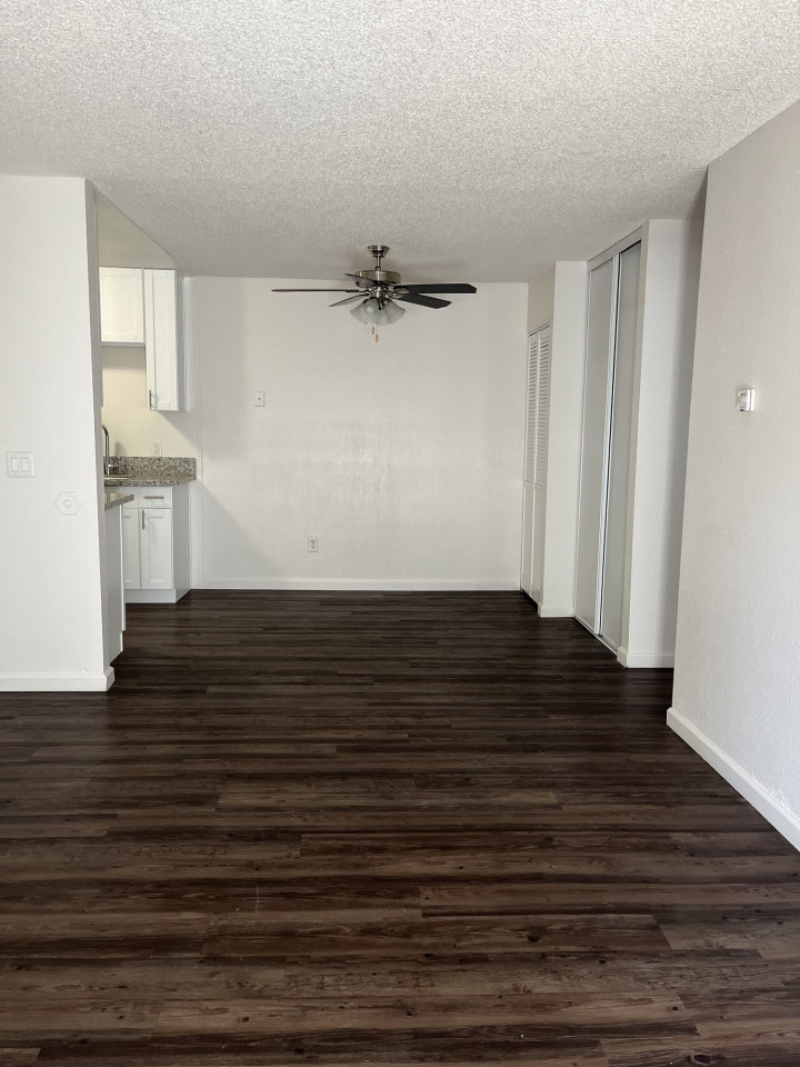 Shasta Terrace Image 17
