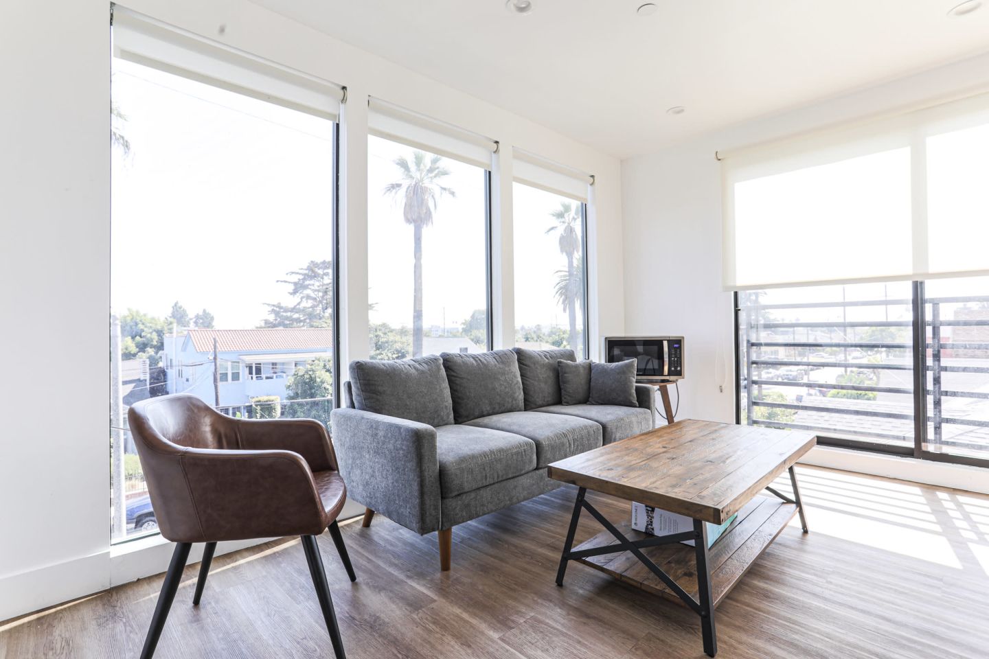 1607 W 35th Place - Co-Living Image 8