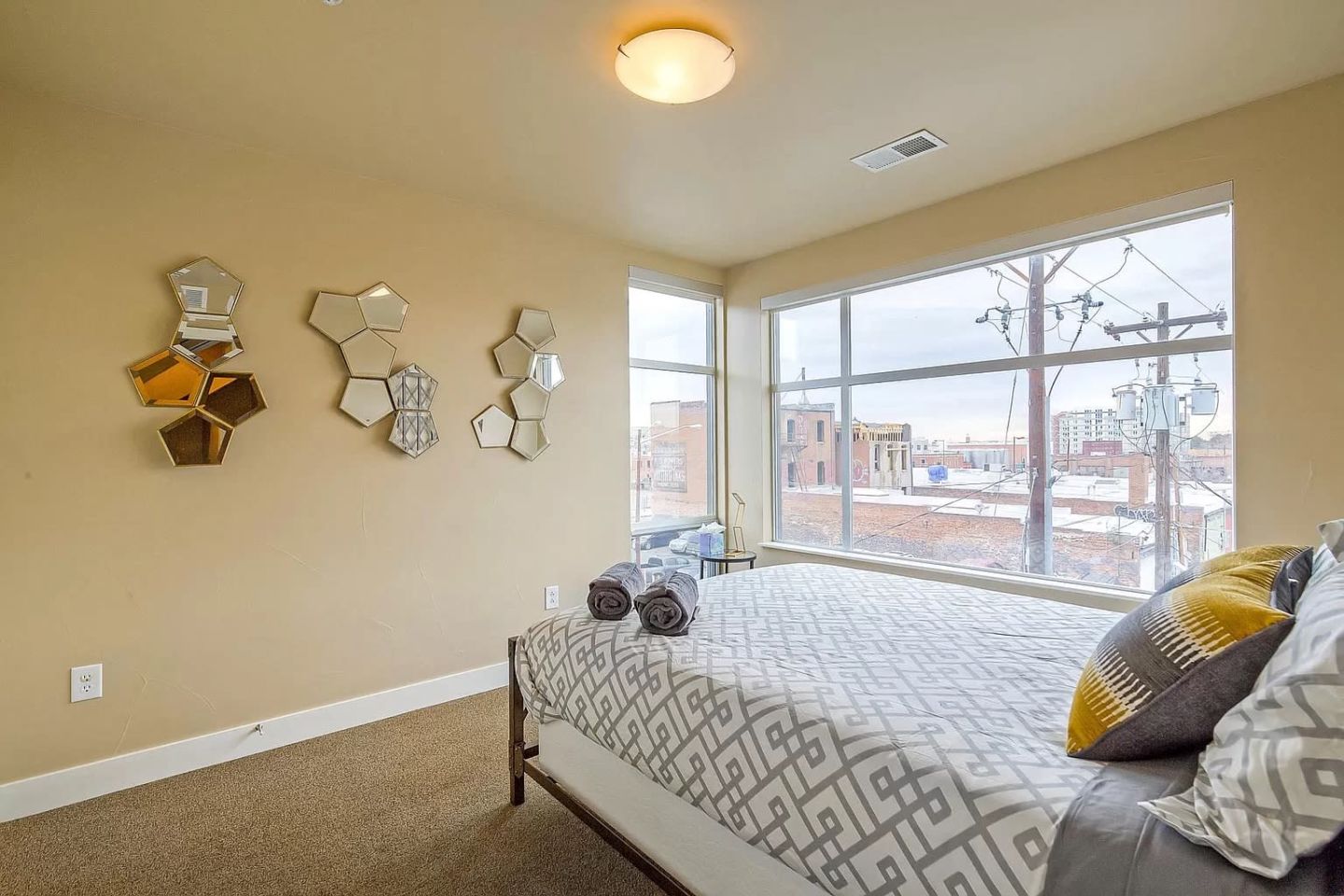 Ballpark Townhomes Image 11