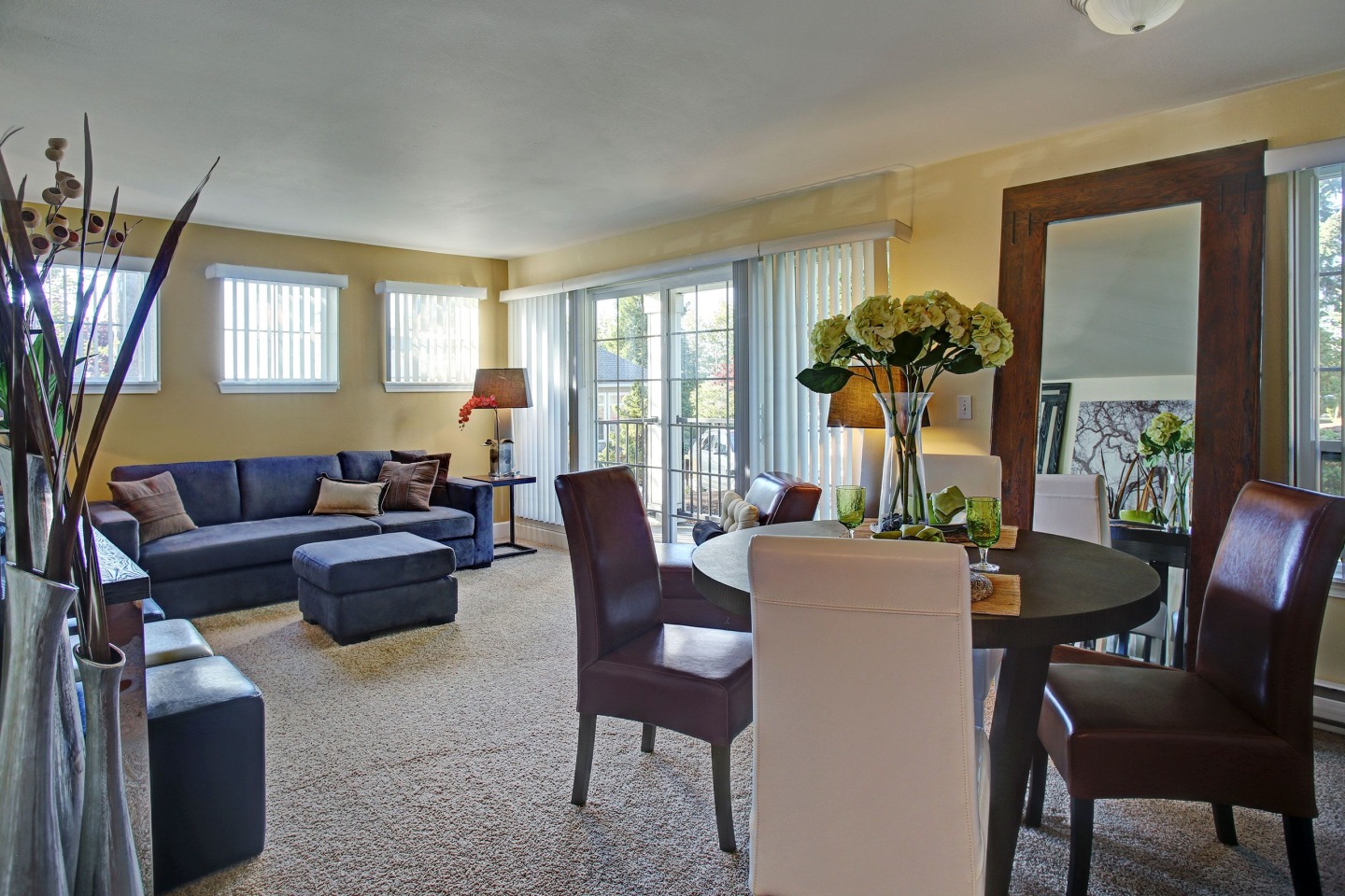 Regency Woods Apartment Homes Image 10