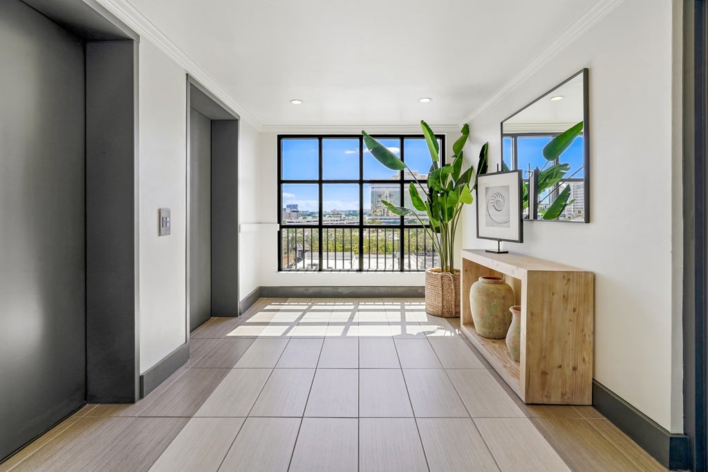 Gables Grand Plaza Apartments Image 32