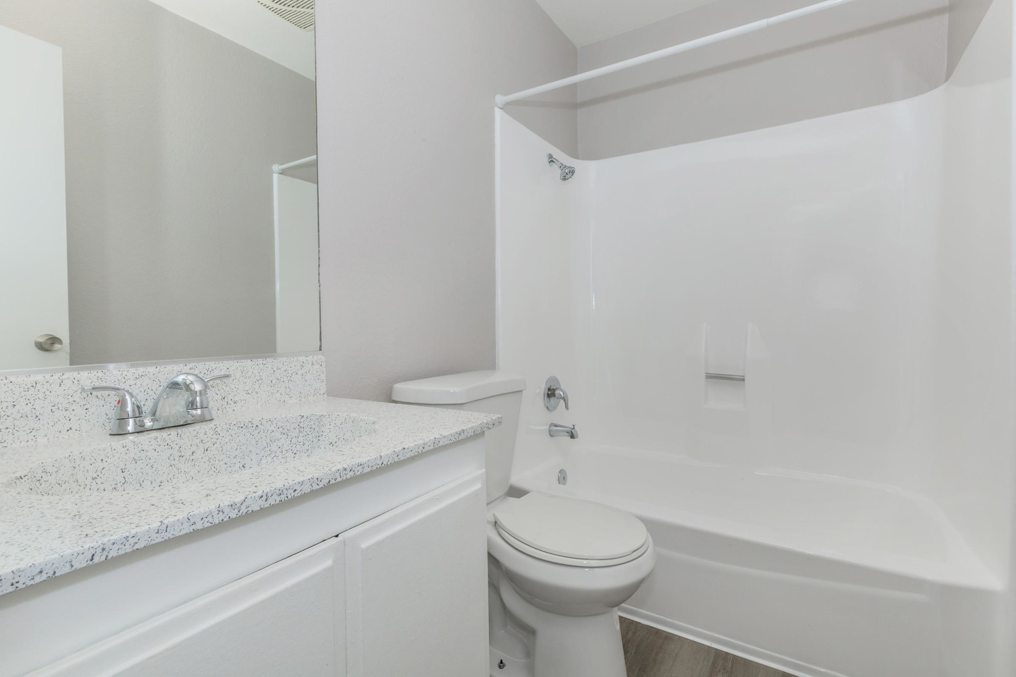 Tamarack Woods Apartment Homes Image 34