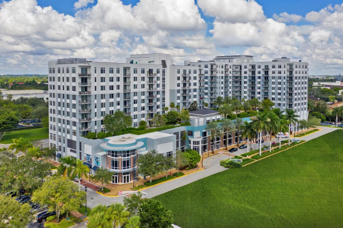 Midtown 24 Apartments Image 33