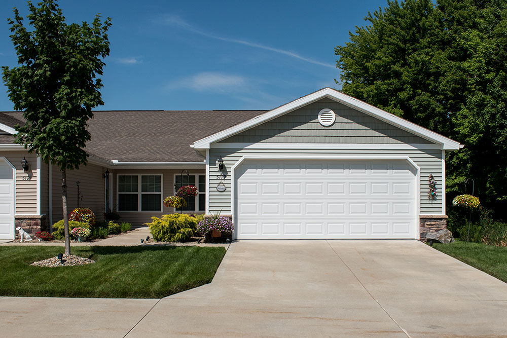 Redwood Grand Blanc Image 2