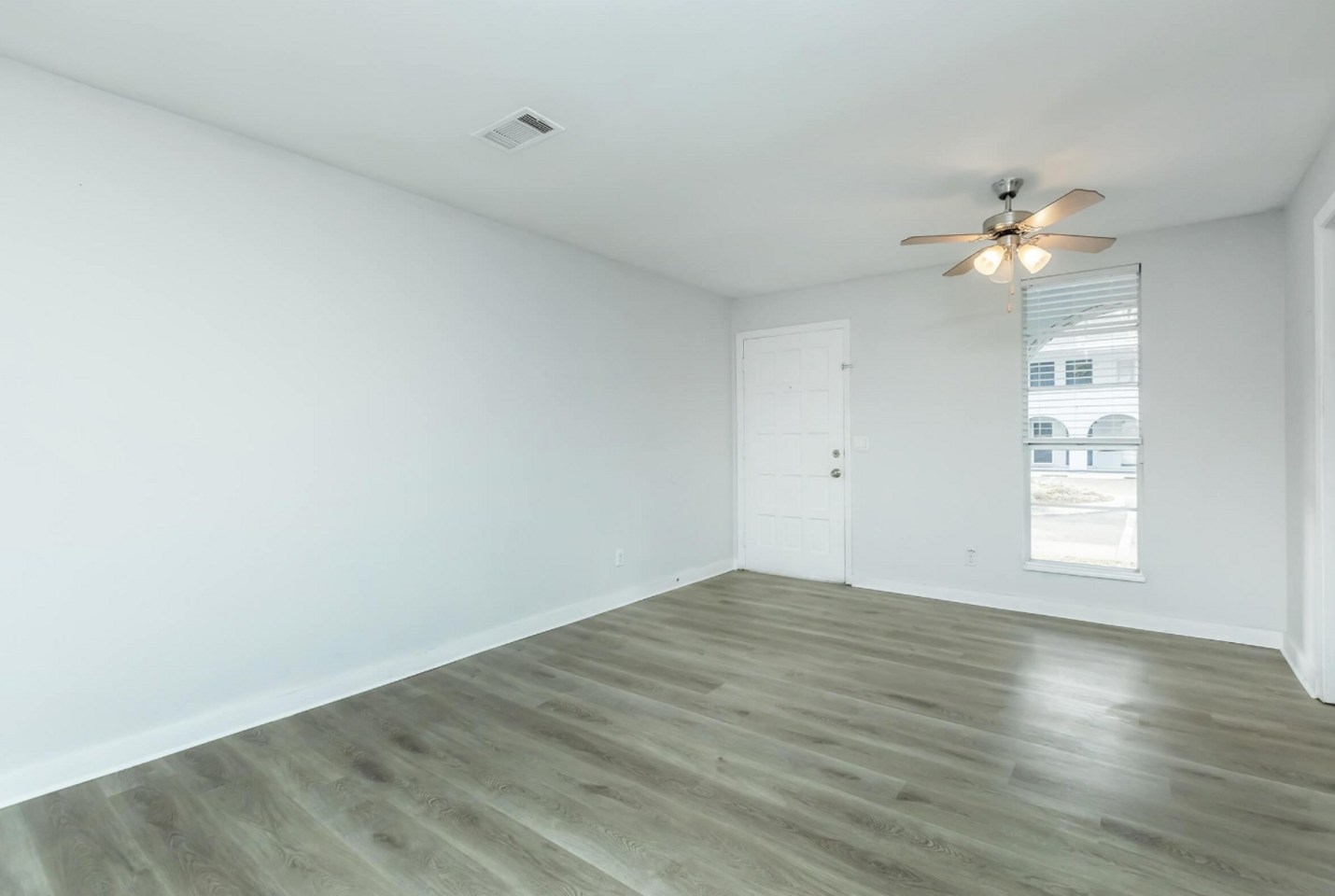 Park Village Apartments Image 16
