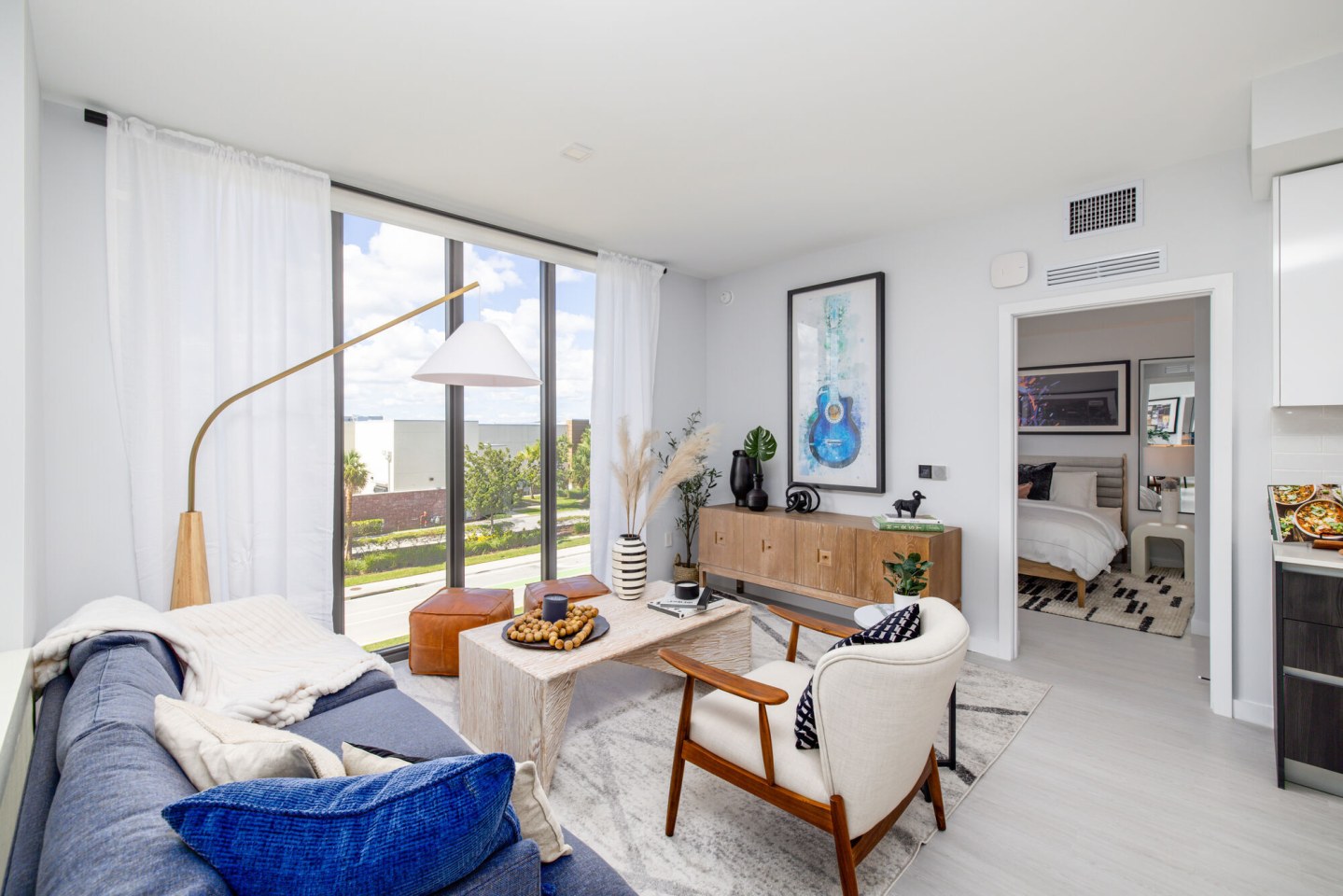 Oasis Pointe Residences Image 12