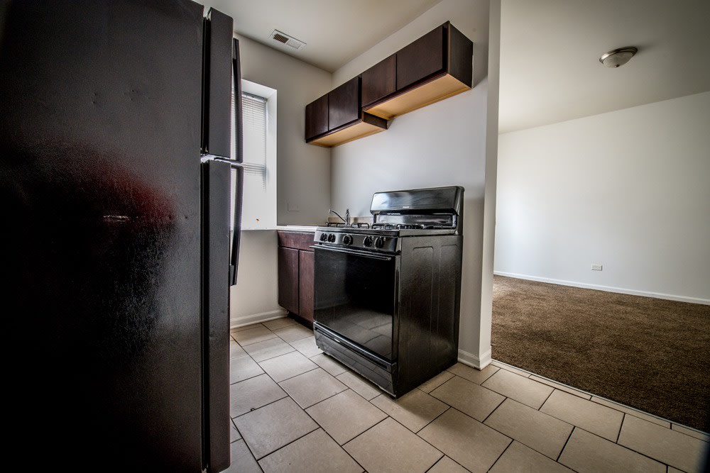 1101 N LeClaire Ave Image 7