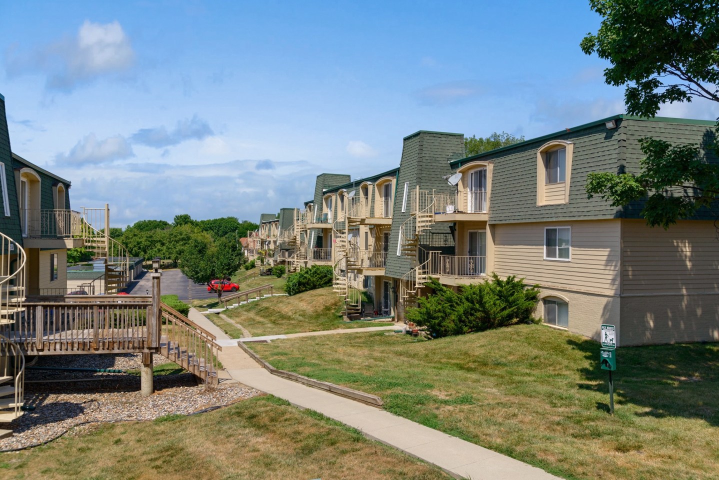 Sherwood Glen Image 4