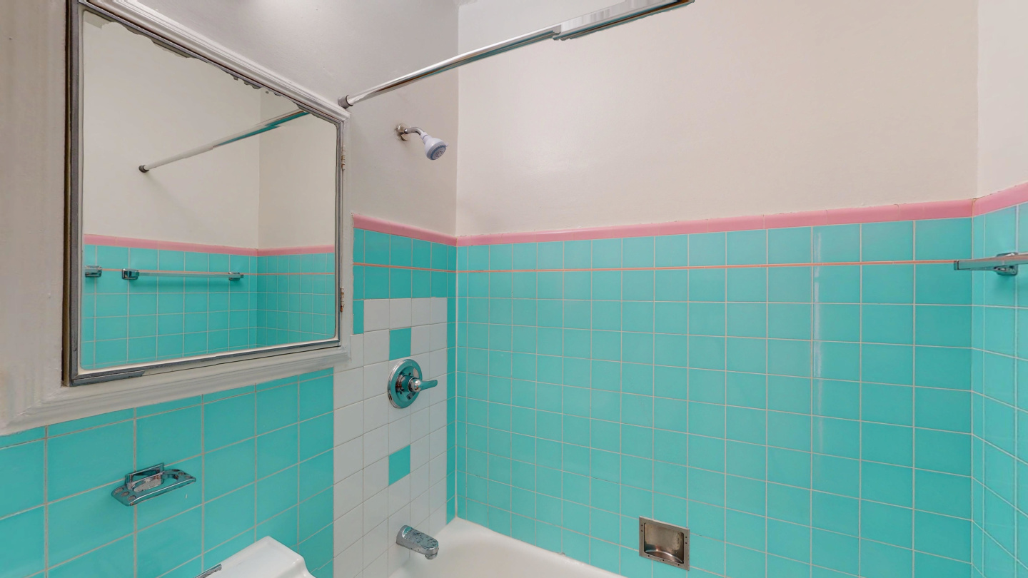 2656 Van Ness Avenue Image 4