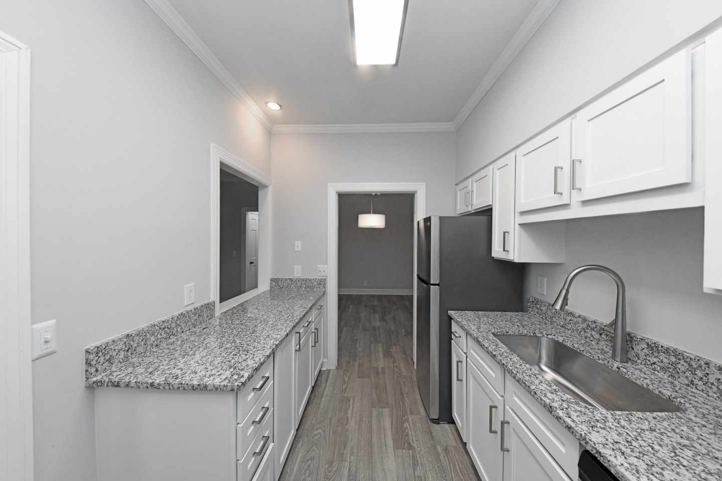 Chowning Square Image 24