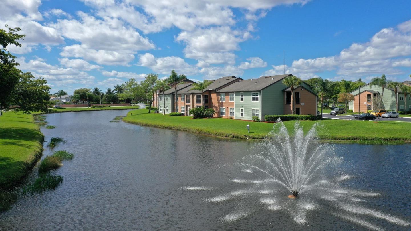 Visions at Willow Pond Image 13
