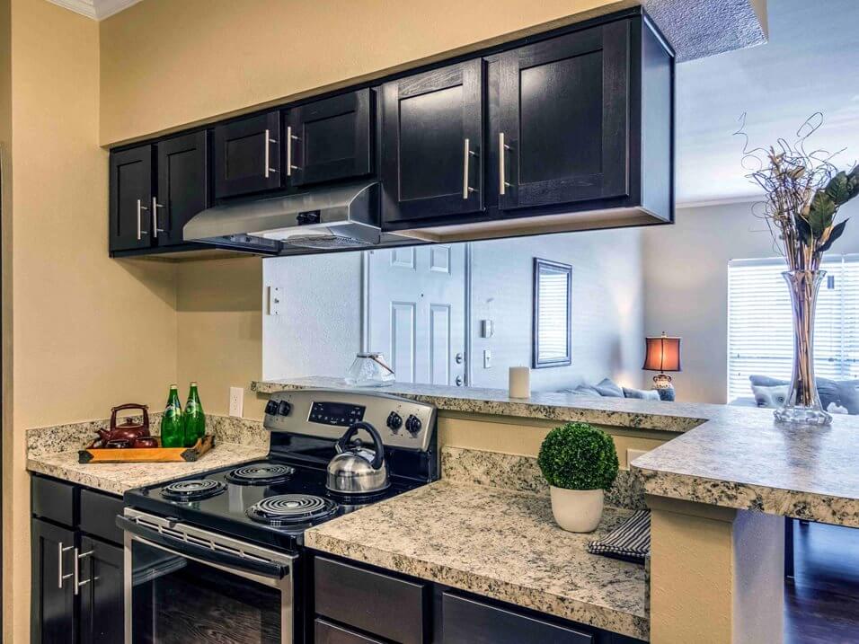 Summer Brook Apartments Image 5