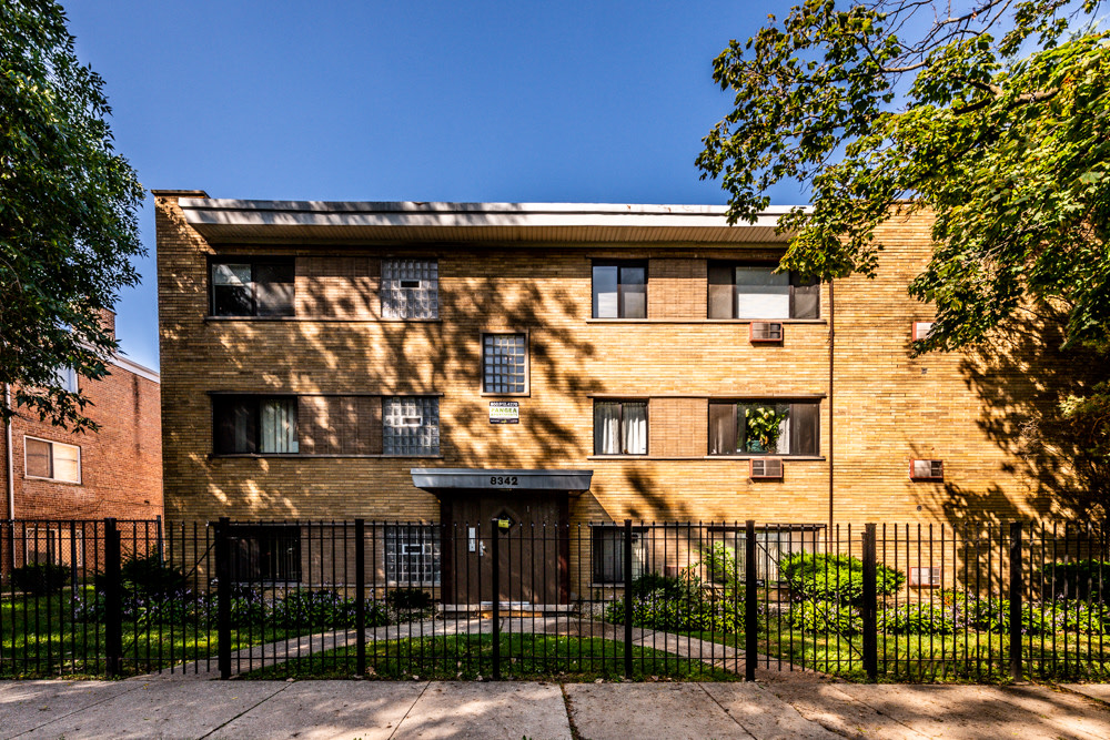 8342-8350 S Ellis Ave Image 13