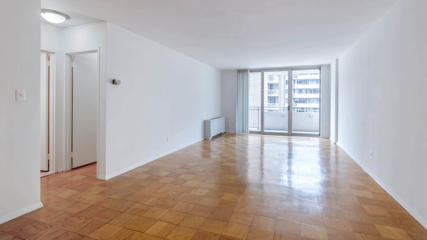 3003 Van Ness Image 25