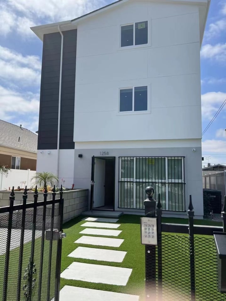 1258 W 37th Drive - Co-Living Image 26