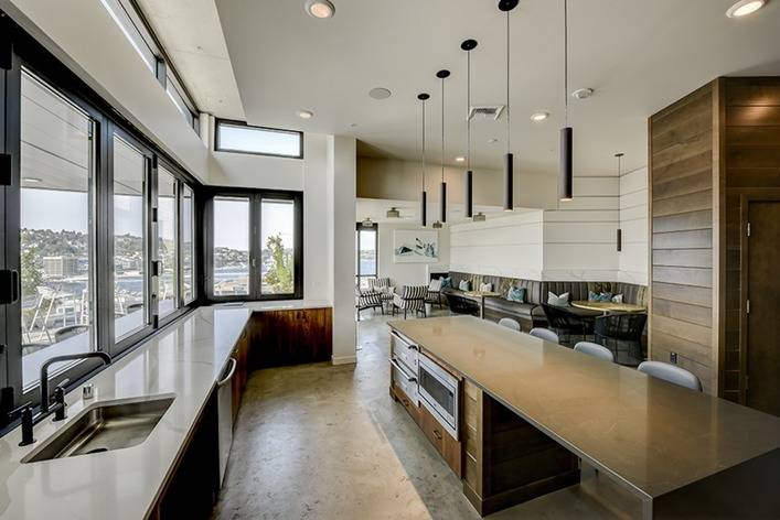 624 Yale Image 36
