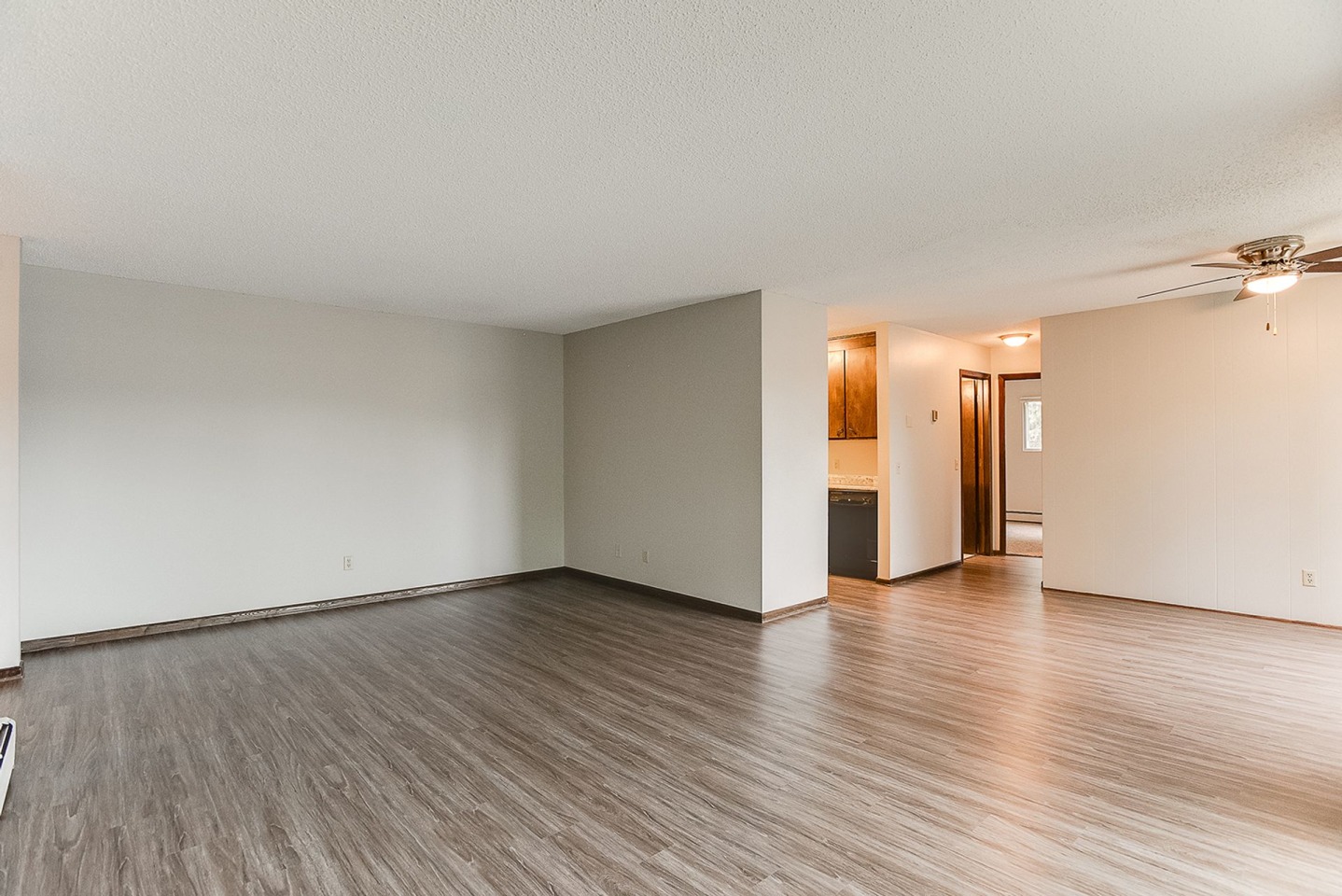 Caravelle Apartments Image 3