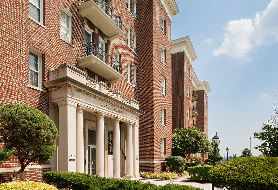 Highview & Castle Manor Image 2