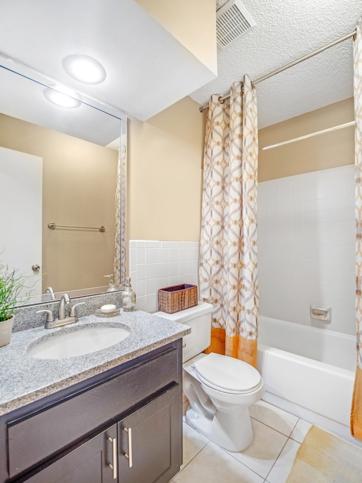 Veridian Townhomes Image 12