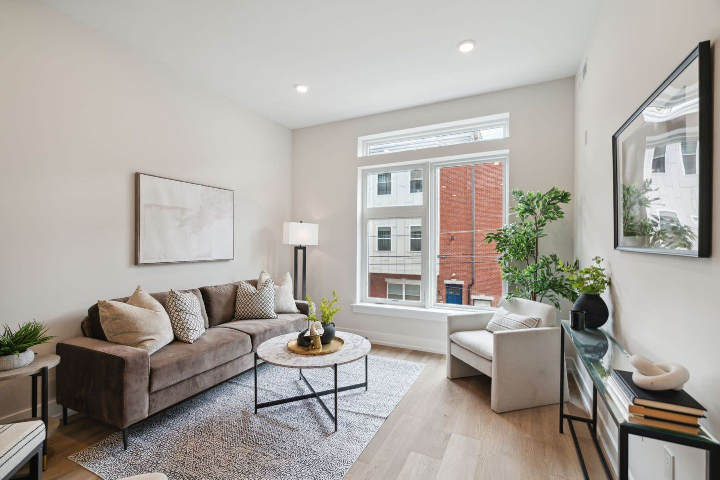 720 Thompson Street Image 45